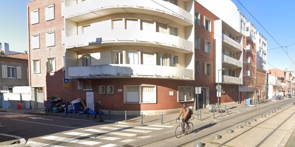 TOULOUSE- AVENUE DE MURET-RELEVE PIED IMMEUBLE AVANT REHABILIATION TOULOUSE- AVENUE DE MURET-RELEVE PIED IMMEUBLE AVANT REHABILIATION